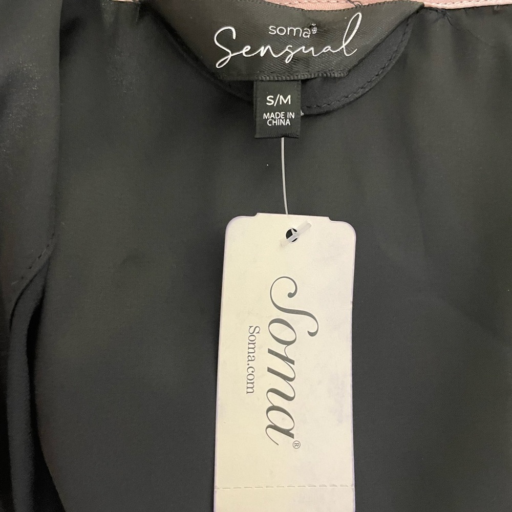 SOMA Black Satiny Robe Rose are Red Time for Bed S/M NWT Sexy Comfy - Picture 6 of 7